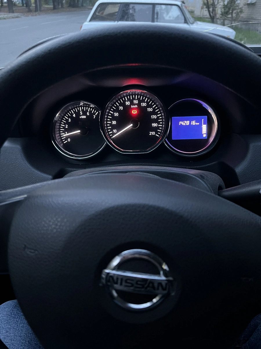 Nissan Terrano, 2017г., полный привод, механика