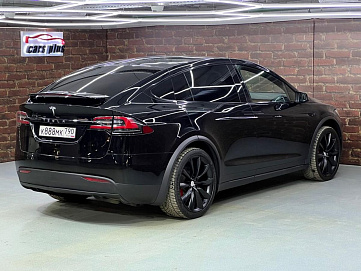 Tesla Model X, 2020г, полный привод, автомат