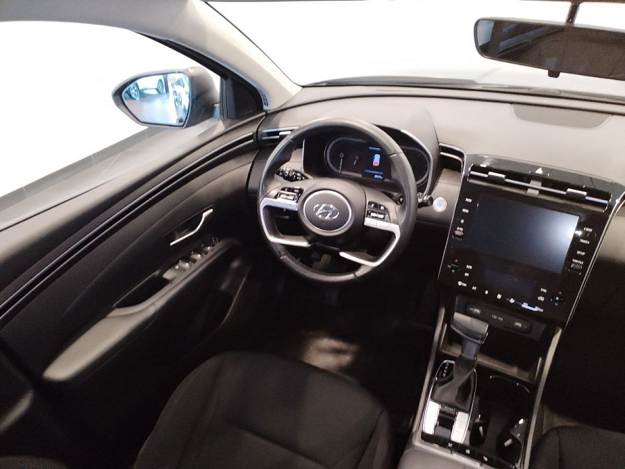 Hyundai , 2021г., передний привод, автомат