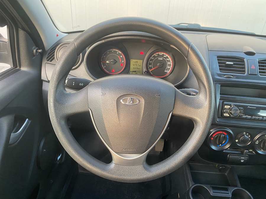 Lada (ВАЗ) Kalina, 2015г., передний привод, механика