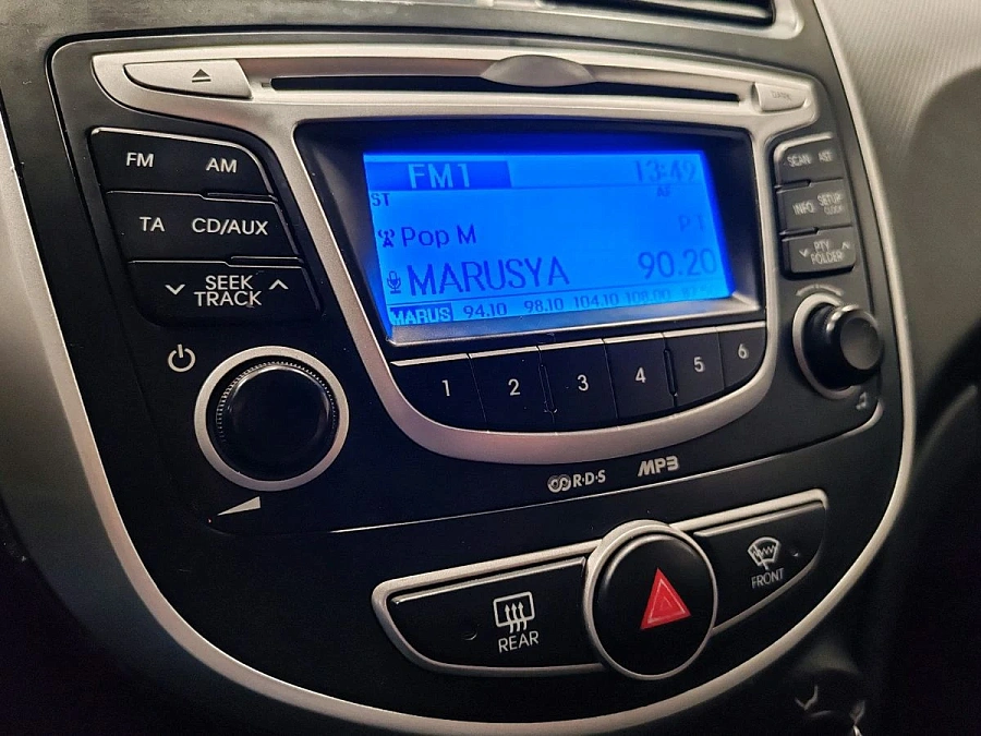 Hyundai Solaris, 2011г., передний привод, механика