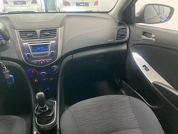 Hyundai Solaris, 2015г, передний привод, механика