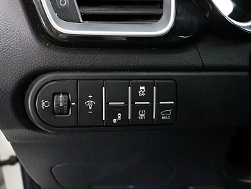 Kia Ceed, 2021г, передний привод, робот