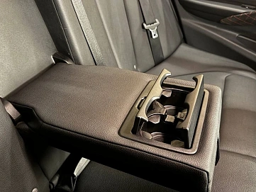 BMW 3 серии, 2012г., задний привод, автомат