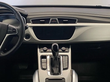 Geely Atlas, 2020г, передний привод, автомат