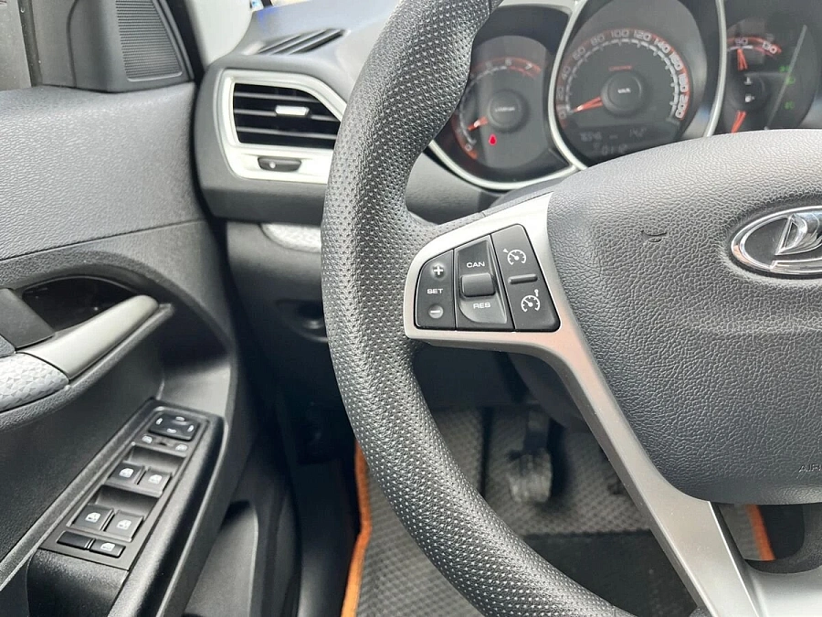 Lada (ВАЗ) Vesta, 2018г., передний привод, механика