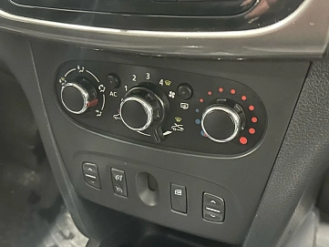 Renault Logan, 2014г, передний привод, механика