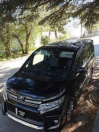 Toyota Voxy, 2015г, передний привод, вариатор