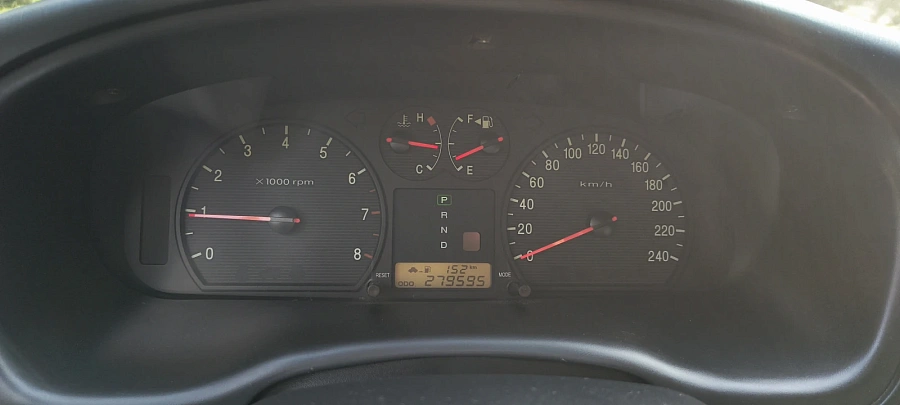 Hyundai Sonata, 2006г., передний привод, автомат