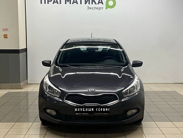 Kia Ceed, 2013г, передний привод, автомат