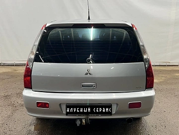 Mitsubishi Lancer, 2005г, передний привод, механика