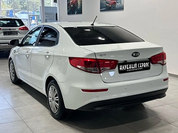 Kia Rio, 2015г, передний привод, автомат