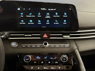 Hyundai Elantra, 2024г, передний привод, вариатор