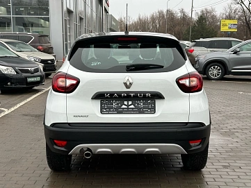 Renault Kaptur, 2018г, передний привод, вариатор
