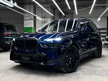 BMW X7, 2025г, полный привод, автомат