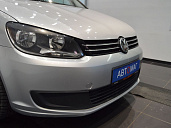 Volkswagen Touran, 2011г., передний привод, робот