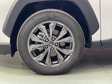 Toyota RAV4, 2025г, полный привод, вариатор