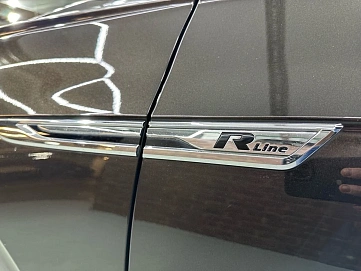 Volkswagen Touareg, 2019г, полный привод, автомат