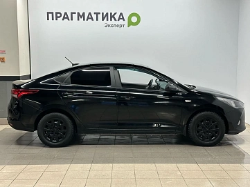 Hyundai Solaris, 2021г, передний привод, автомат