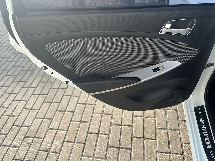 Hyundai Solaris, 2013г., передний привод, механика