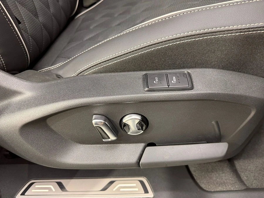 Volkswagen Talagon, 2025г., полный привод, робот