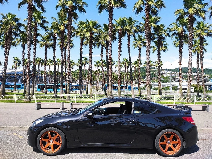 Hyundai Genesis Coupe, 2010г., задний привод, механика