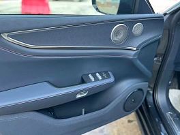 Zeekr 001, 2025г, полный привод, автомат