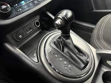 Kia Sportage, 2013г., передний привод, автомат