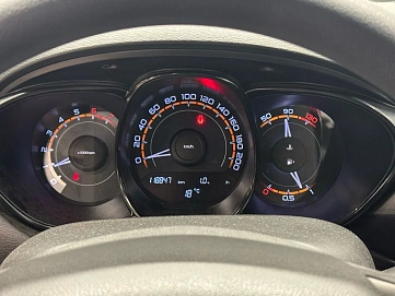 Lada (ВАЗ) Vesta, 2018г, передний привод, механика