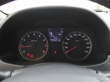 Hyundai Solaris, 2011г, передний привод, механика