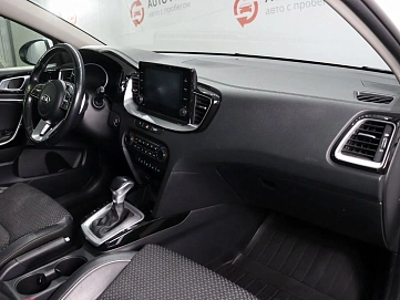 Kia Ceed, 2021г, передний привод, автомат