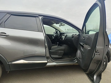 Renault Kaptur, 2018г, полный привод, автомат