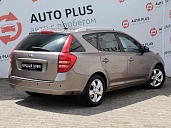 Kia Ceed, 2011г., передний привод, автомат