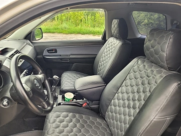 Suzuki Grand Vitara, 2008г, полный привод, механика