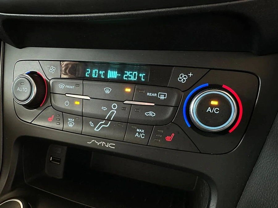 Ford Focus, 2017г., передний привод, робот