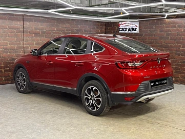 Renault Arkana, 2019г, передний привод, вариатор