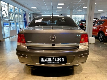 Opel Astra, 2010г, передний привод, автомат