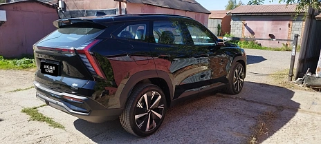 Geely Atlas, 2024г, полный привод, автомат