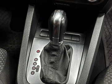 Volkswagen Jetta, 2014г, передний привод, автомат