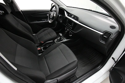 Kia Rio, 2020г, передний привод, автомат