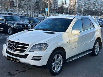 Mercedes-Benz M-Класс, 2011г, полный привод, автомат