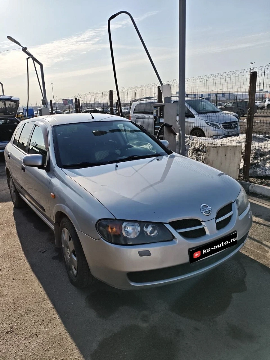 Nissan Almera, 2004г., передний привод, автомат