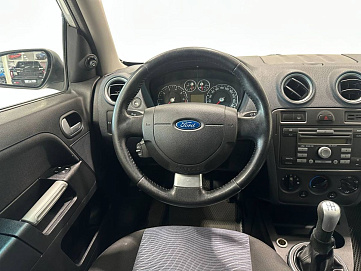 Ford Fusion, 2008г, передний привод, механика