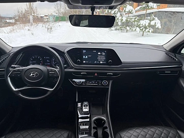 Hyundai Sonata, 2021г, передний привод, автомат