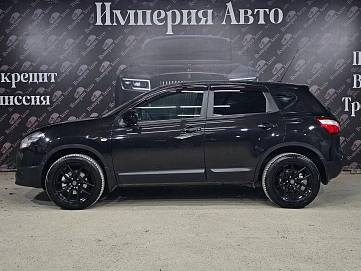 Nissan Qashqai, 2013г, передний привод, вариатор