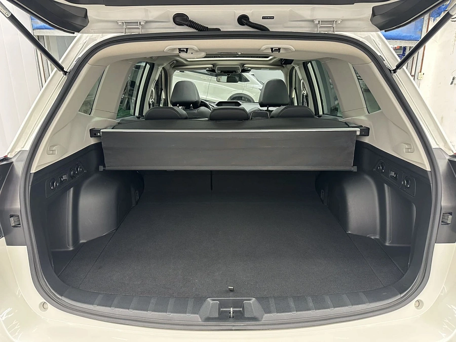 Subaru Forester, 2022г., полный привод, вариатор