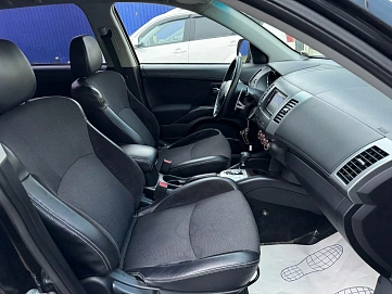 Peugeot 4007, 2009г, полный привод, вариатор