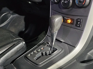 Toyota Corolla, 2011г, передний привод, автомат