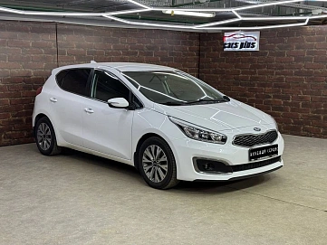 Kia Ceed, 2017г, передний привод, робот