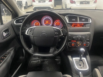 Citroen C4, 2012г, передний привод, автомат